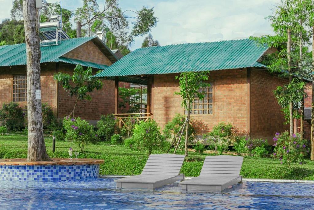 Phu Quoc Valley Sen Bungalow מראה חיצוני תמונה